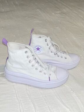Converse High Top Sneakers in White with Purple Star Accent